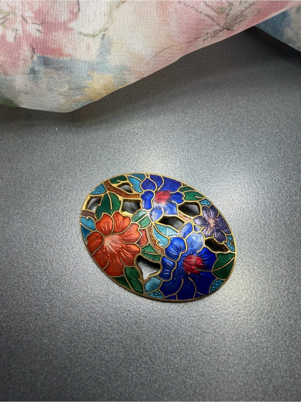 Vintage Cloisonné Floral Oval Brooch in Blue, Red & Green #158clo